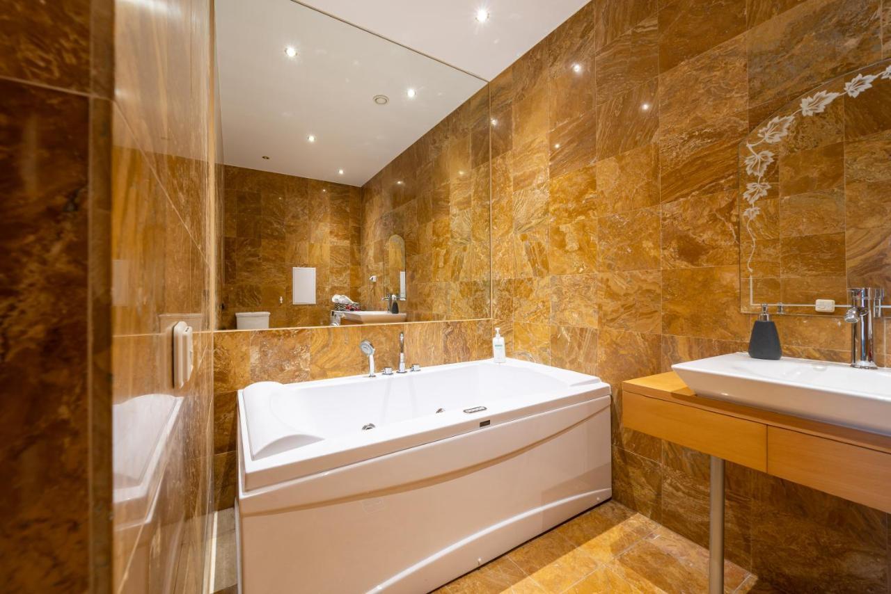 Old Town - Vaike Karja Apartment Tallinn Ngoại thất bức ảnh